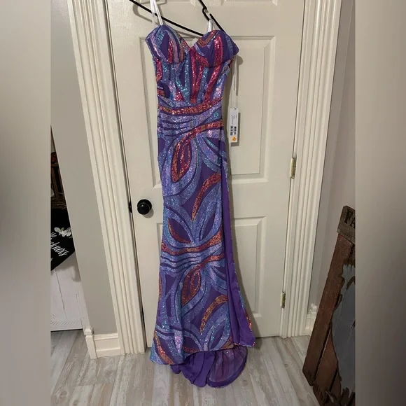 Jovani # 43058A size 8 Stunning Blue/Purple Sequin Gown Prom Pageant Formal - Picture 4 of 5